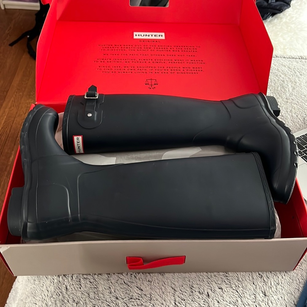 Navy Hunter Boots